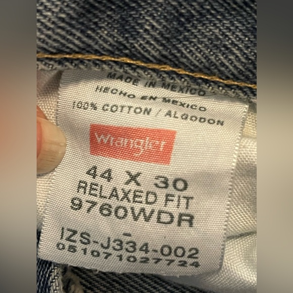 - Wrangler Men’s Relaxed Fit Medium Wash Blue Jeans Size 44x30 - Picture 5 of 7